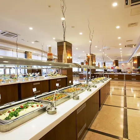Hotel Ramada 4*
