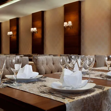Hotel Ramada 4*