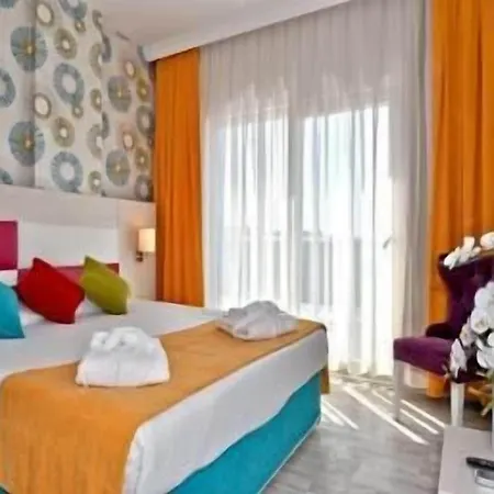 Hotel Ramada 4*