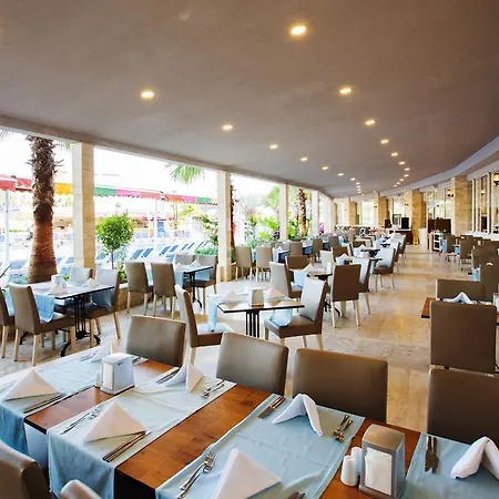 Hotel Ramada Side