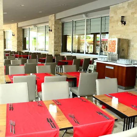Ramada Отель 4*