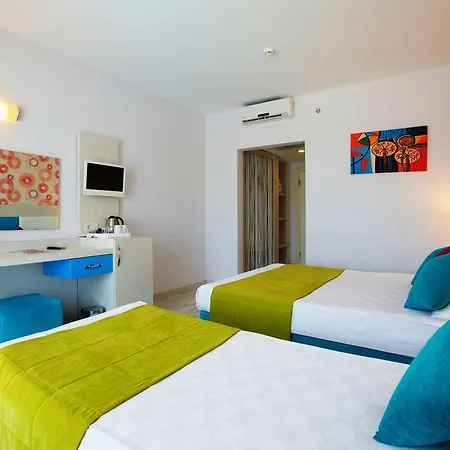 Ramada Отель Сиде