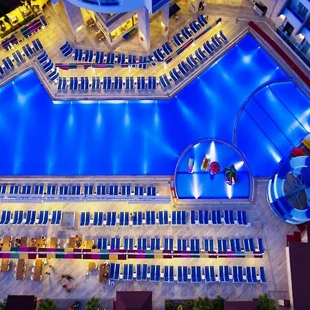 Отель Ramada